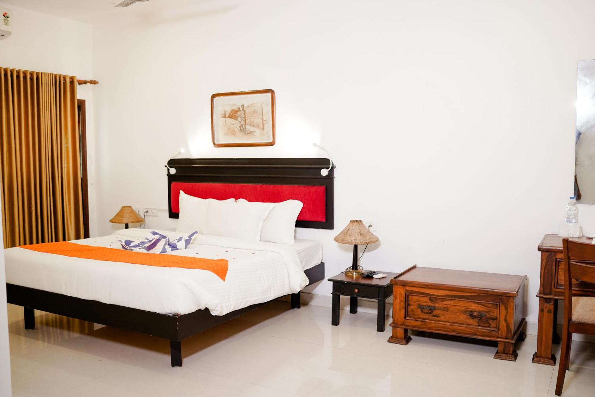 Marari Beach Palace Mararikulam Exterior photo