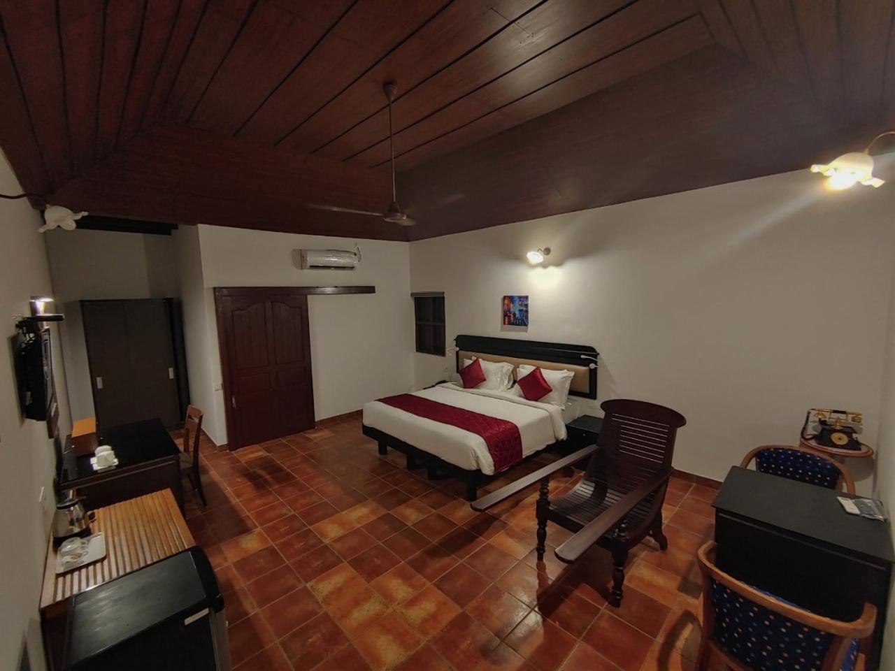 Marari Beach Palace Mararikulam Room photo